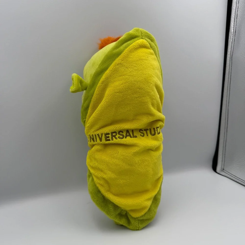 Baby Shrek In Blanket Universal Studios 15